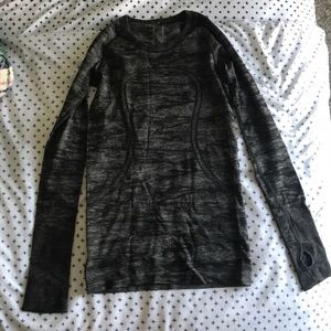 Long sleeve lululemon swiftly tech